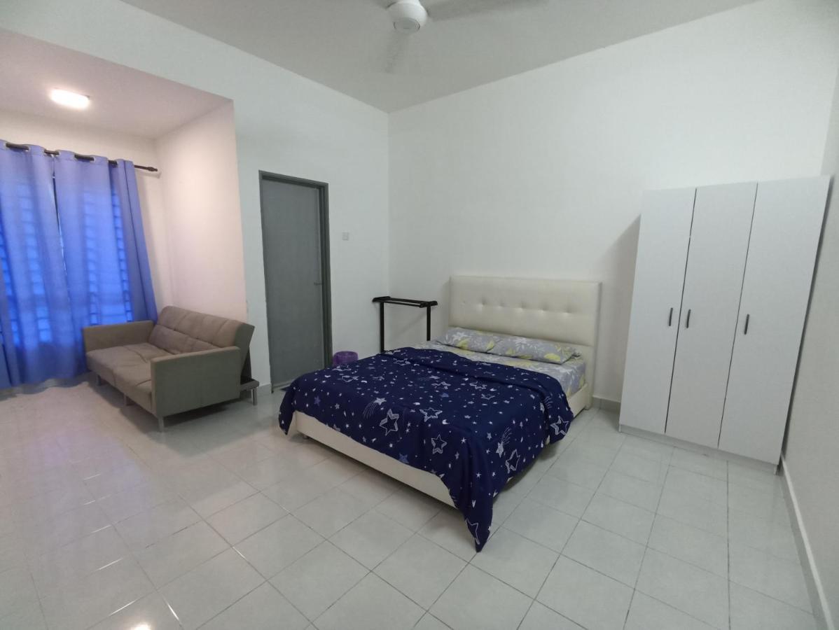 Aisya Homestay Bajet Karak Setia Esterno foto